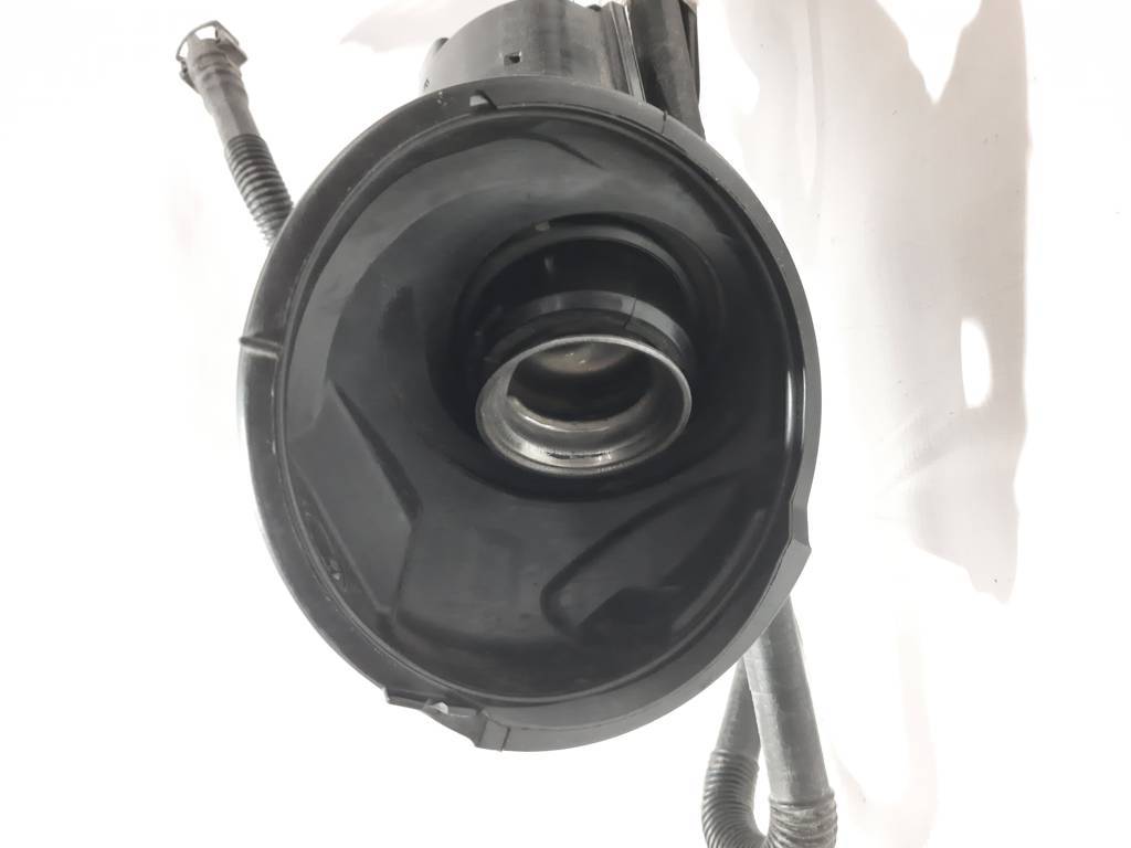 Sienna Заливная горловина Toyota SIENNA 2014-2016 7720108051 Toyota SIENNA 3 Sienna Заливная горловина Toyota SIENNA 2014-2016 7720108051 Toyota SIENNA 3