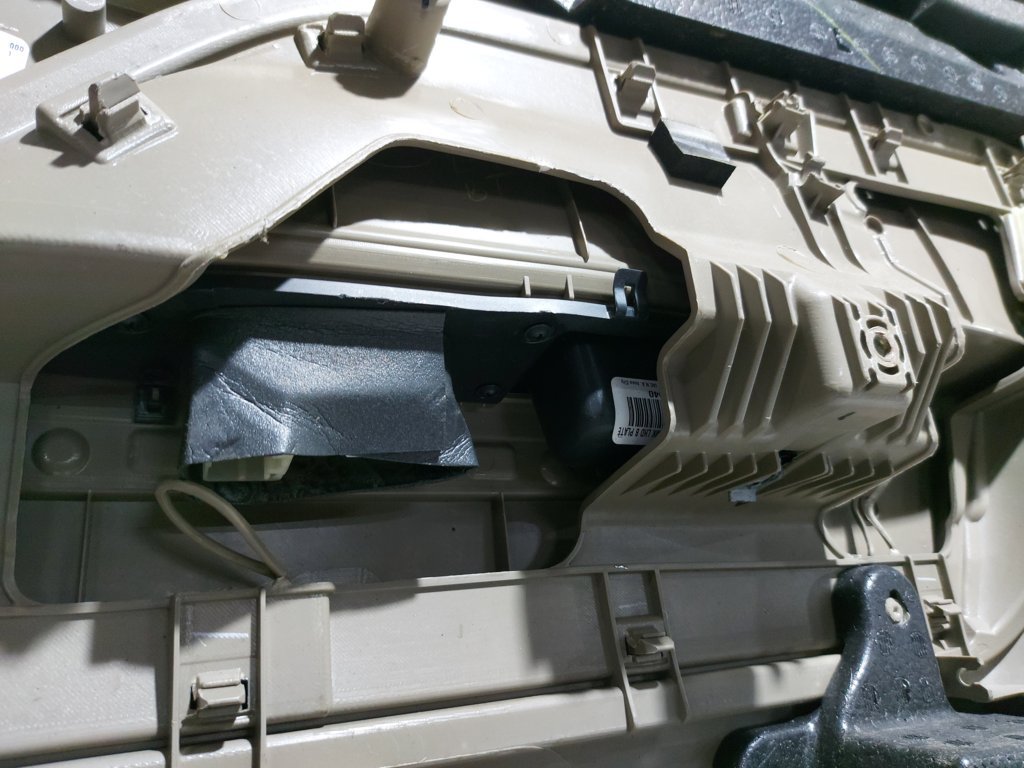 Compass Карта двери задней левой Jeep Compass 2009-2017 1JL911K2AB Jeep Compass 4