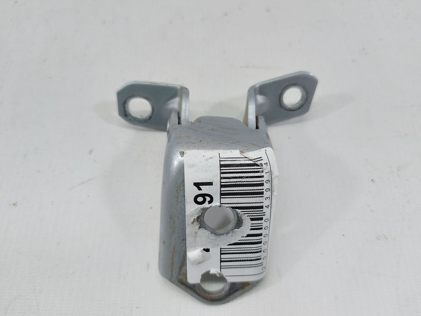 6 Петля дверей передньої правої нижня (гостра) Mazda 6 2014-2021 D46158210B Mazda 6 2 6 Петля дверей передньої правої нижня (гостра) Mazda 6 2014-2021 D46158210B Mazda 6 2