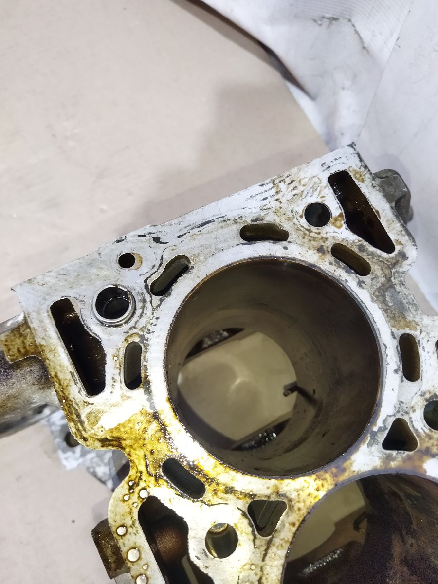 Regal Блок циліндрів Buick Regal 2014-2016 12626885 Buick Regal 9