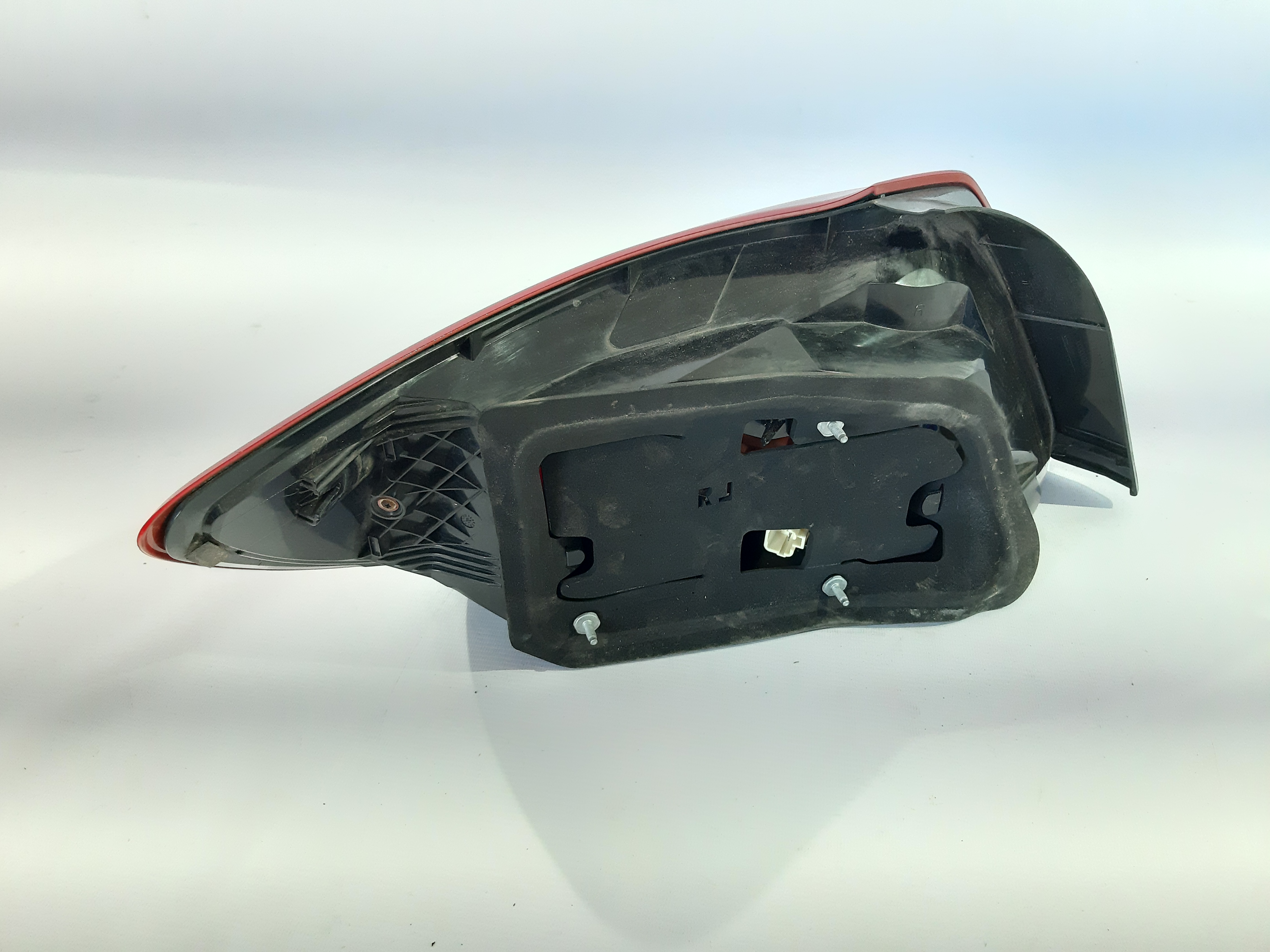 Kizashi Фонарь задний правый Suzuki Kizashi 2009-2019 3565057L20000 Suzuki Kizashi 6 Kizashi Фонарь задний правый Suzuki Kizashi 2009-2019 3565057L20000 Suzuki Kizashi 6