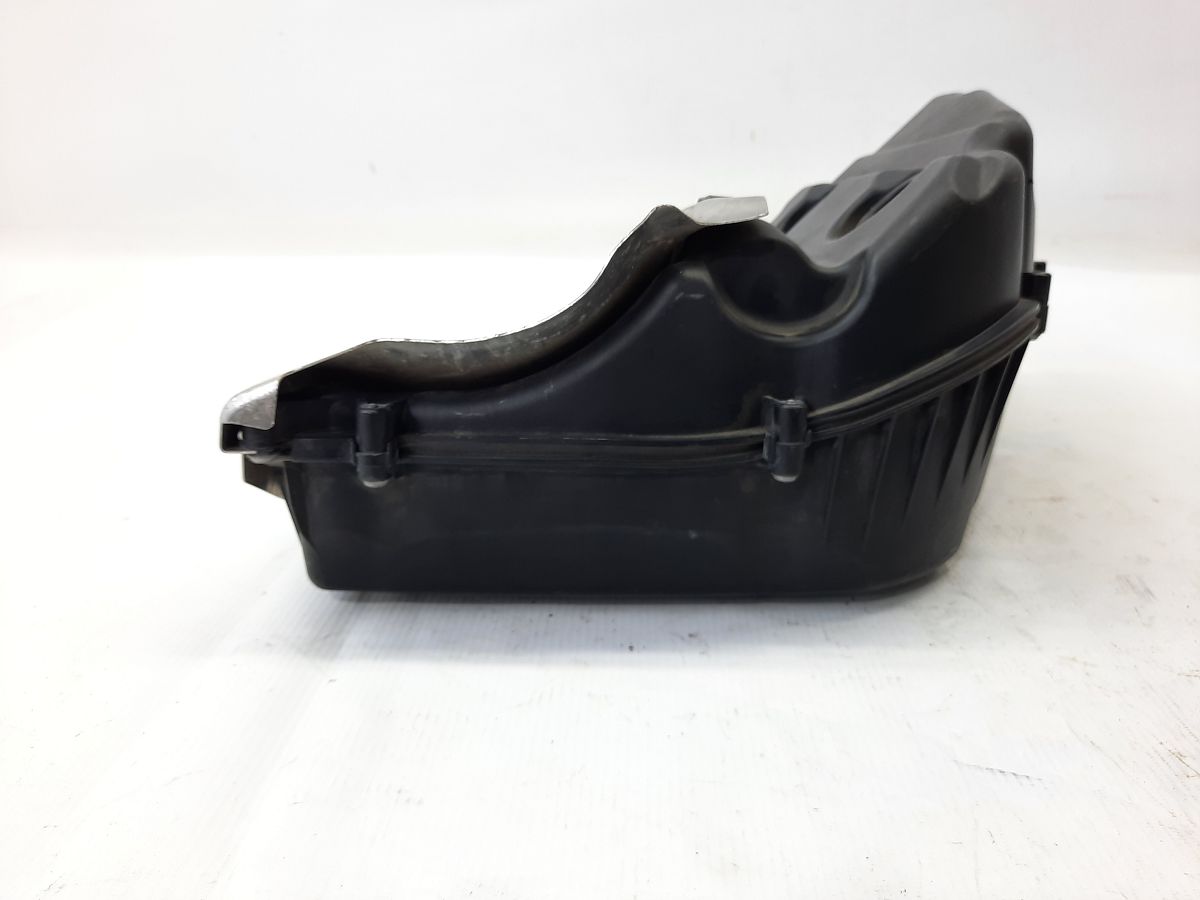 7 series Корпус повітряного фільтра лівий BMW 7 2012 13717577464 BMW 7 3