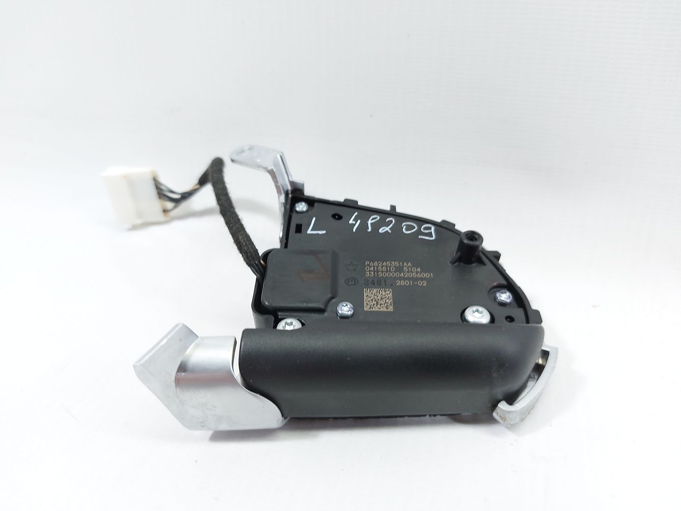 200 Кнопки рульового колеса ліві Chrysler 200 2015 68146889AC Chrysler 200 2