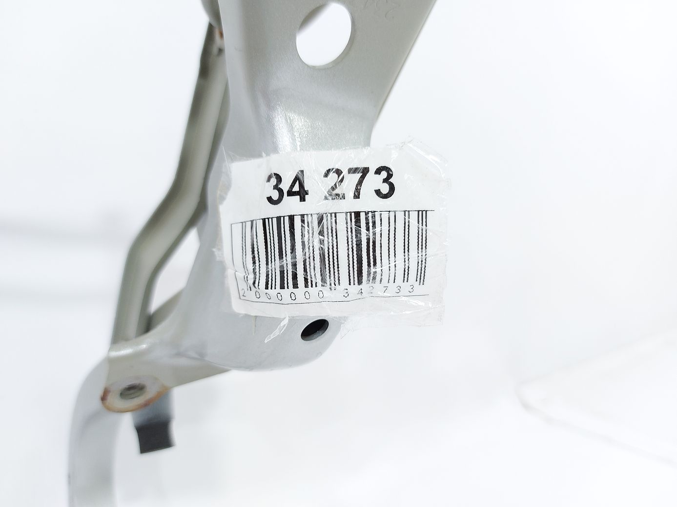 Ats Петля крышки багажника правая Cadillac ATS 2015-2019 23227801 Cadillac ATS 3