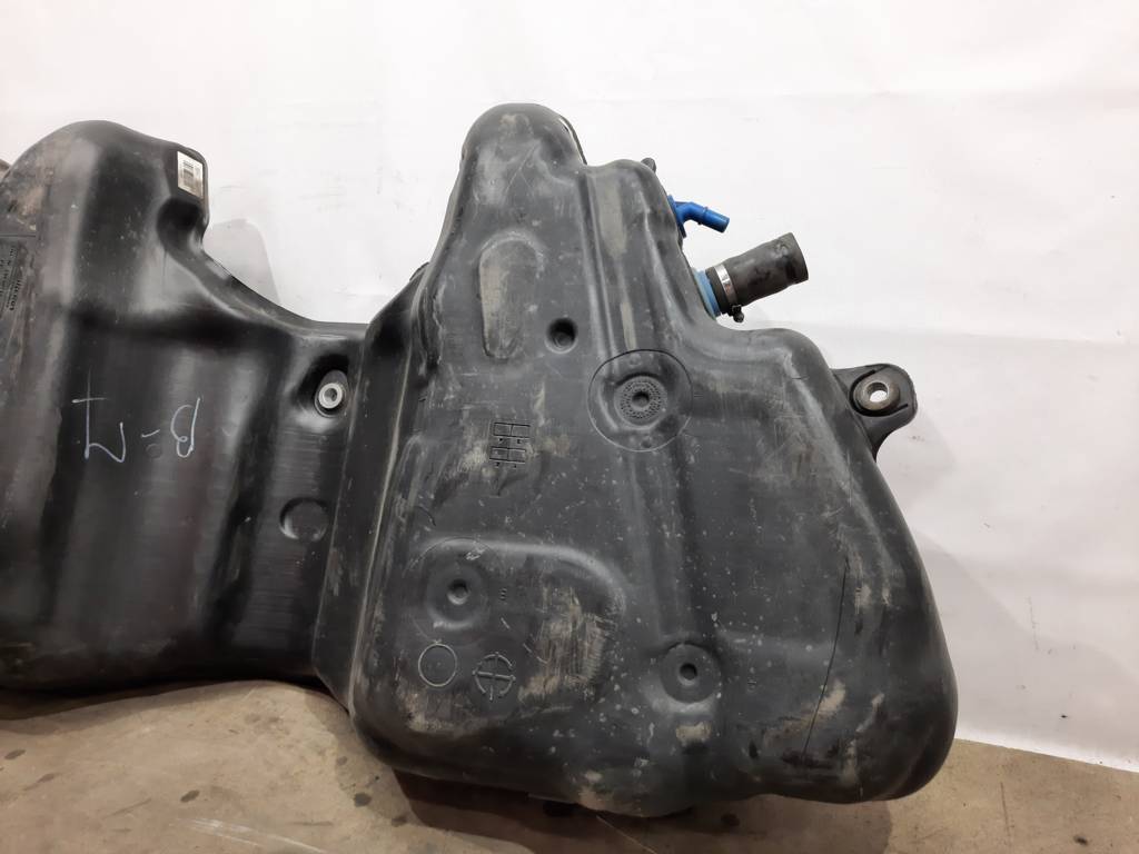 7 series Топливный бак BMW 7 2009-2015 16117267498 BMW 7 8