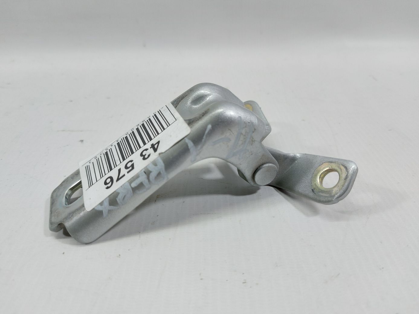 Ats Петля двери передней левой верхняя Cadillac ATS 2013-2018 13501712 Cadillac ATS 3