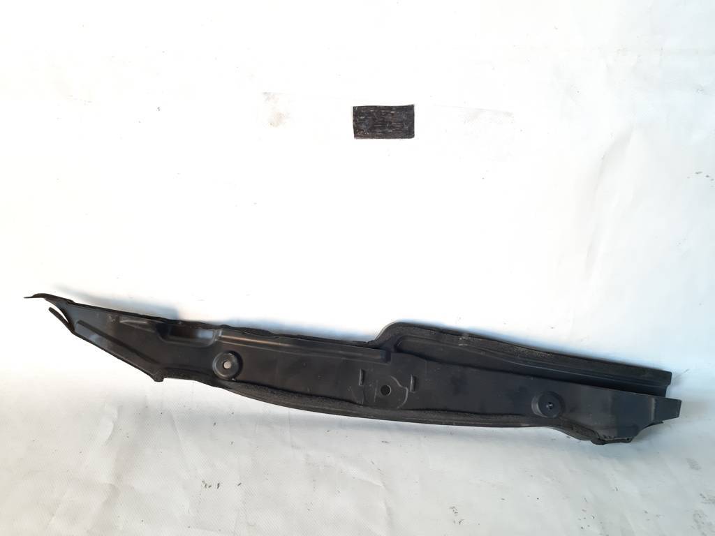 Camry. Уплотнитель крыла левого Toyota Camry 2015-2017 5388306140 Toyota Camry