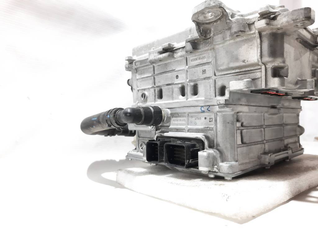 Fusion hybrid Інвертор електродвигуна із бачком Ford Fusion Hybrid 2013-2019 GG9Z7B012ABNP Ford Fusion Hybrid 4