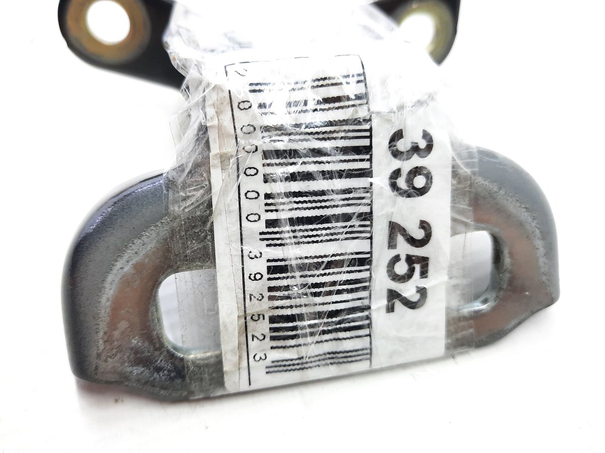 Cruze Петля двері задньої правої верхня Chevrolet Cruze 2011-2016 13501714 Chevrolet Cruze 5 Cruze Петля двері задньої правої верхня Chevrolet Cruze 2011-2016 13501714 Chevrolet Cruze 5