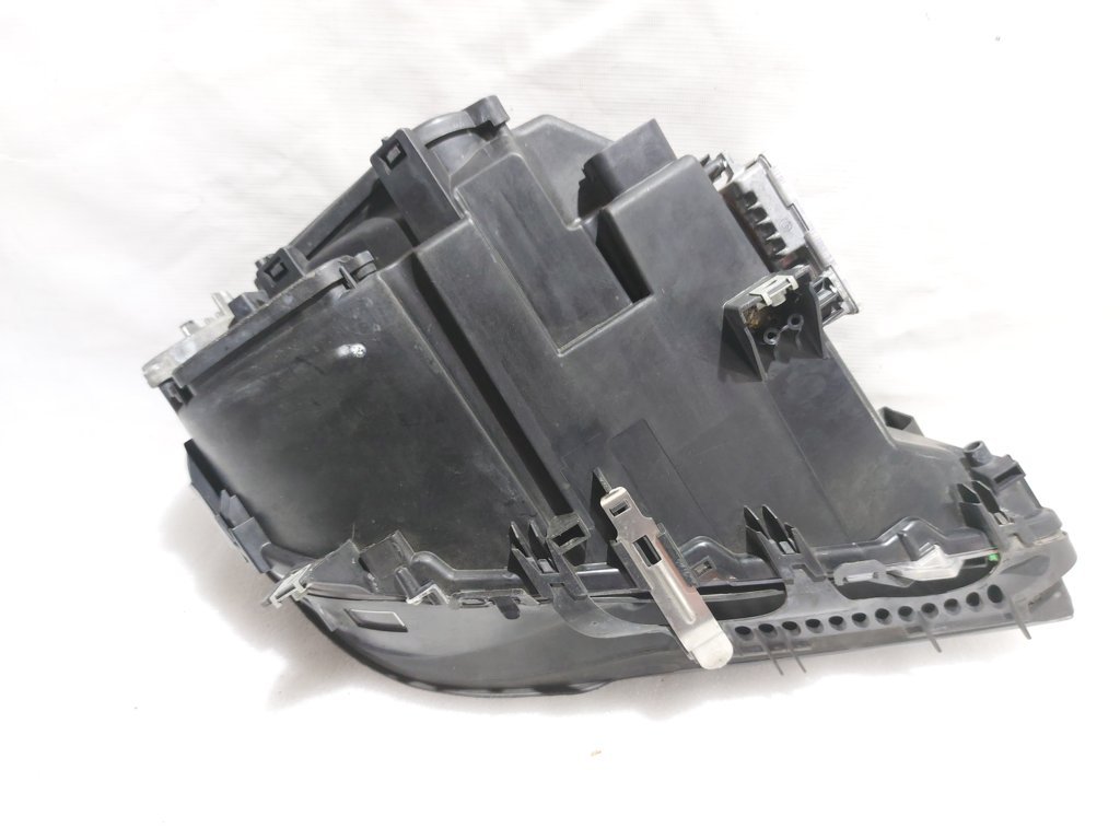 7 series Фара передня ліва BMW 7 2009-2012 63117228423 BMW 7 13