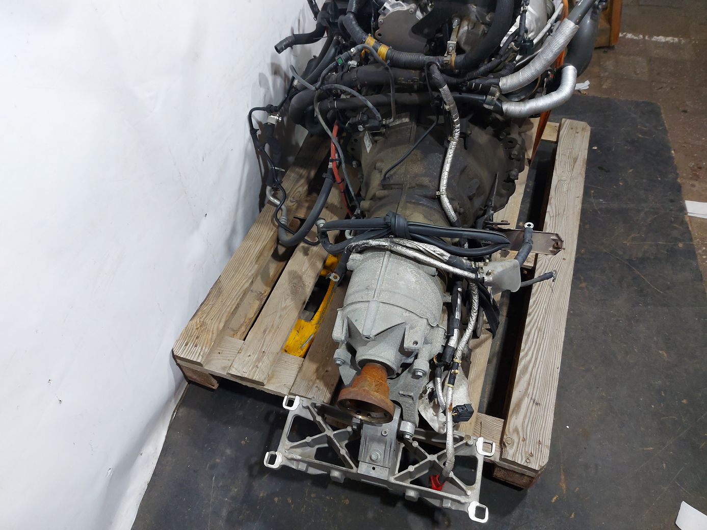 Xf Двигатель (голый) 2L turbo Jaguar XF 2013 C2D43828 Jaguar XF 3