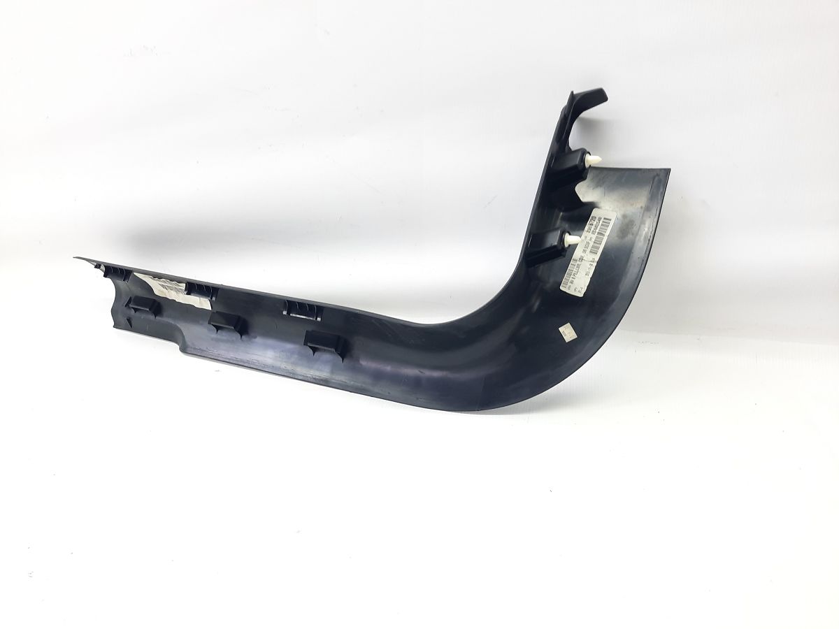 Dart Накладка порога передняя правая (угловая) Dodge Dart 2013-2019 5SL64DX9AA Dodge Dart 2