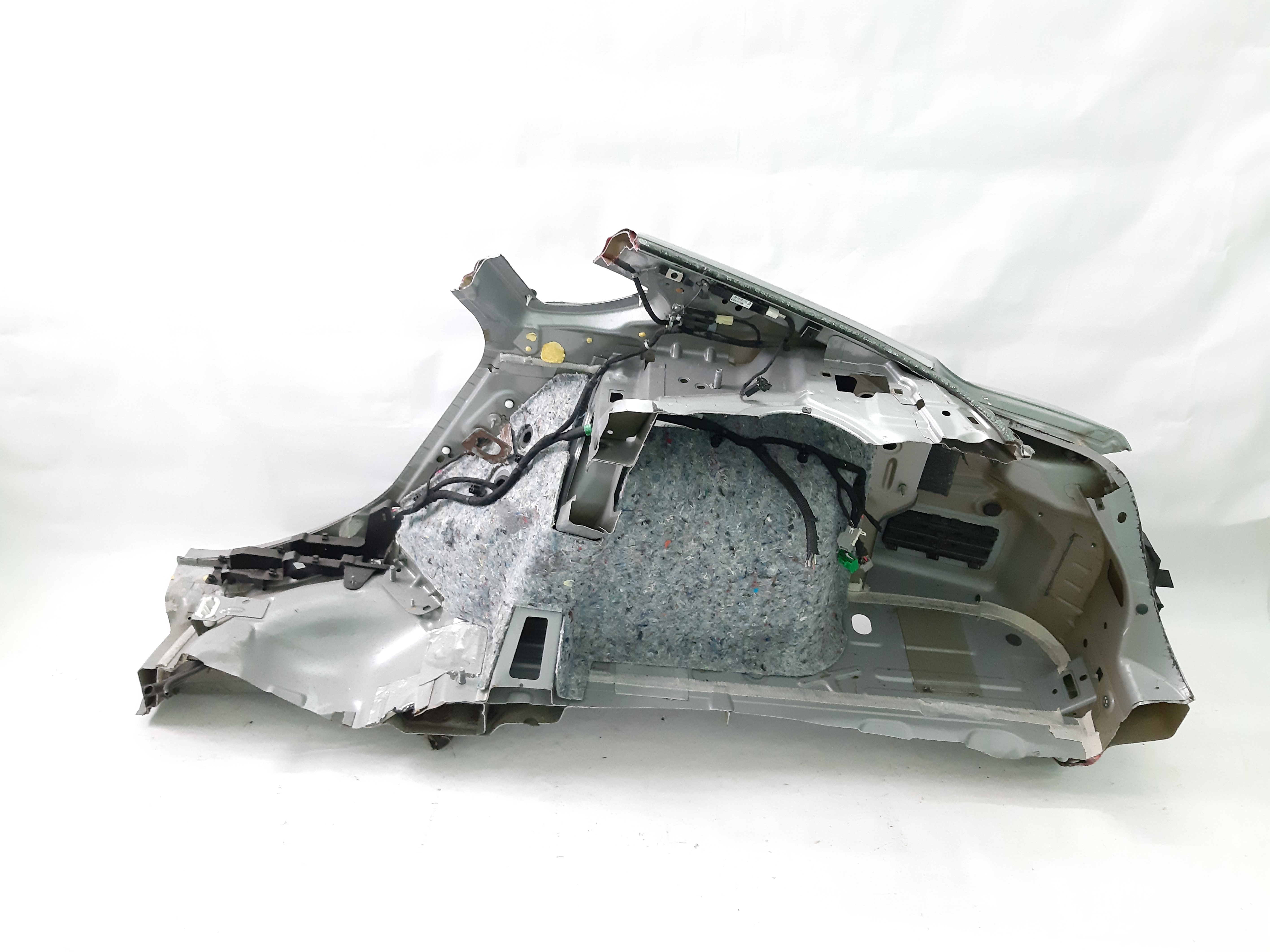 200 limited Чверть кузова задня права Chrysler 200 Limited 2015-2017 68248180AC Chrysler 200 Limited 19