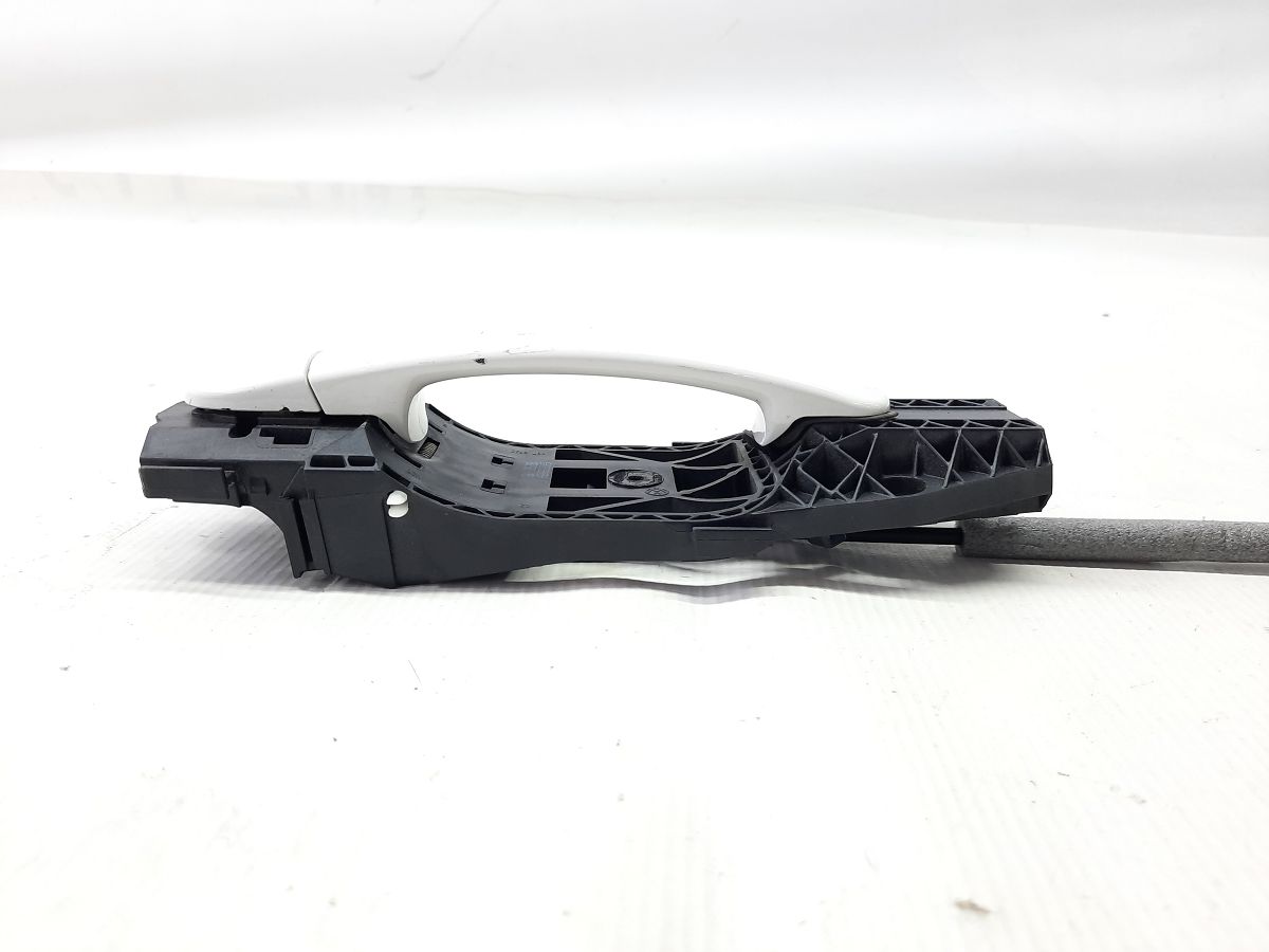 Tiguan Ручка двери задней правой/левой наружная Volkswagen Tiguan 2009-2018 5N0837205MGRU Volkswagen Tiguan 7 Tiguan Ручка двери задней правой/левой наружная Volkswagen Tiguan 2009-2018 5N0837205MGRU Volkswagen Tiguan 7