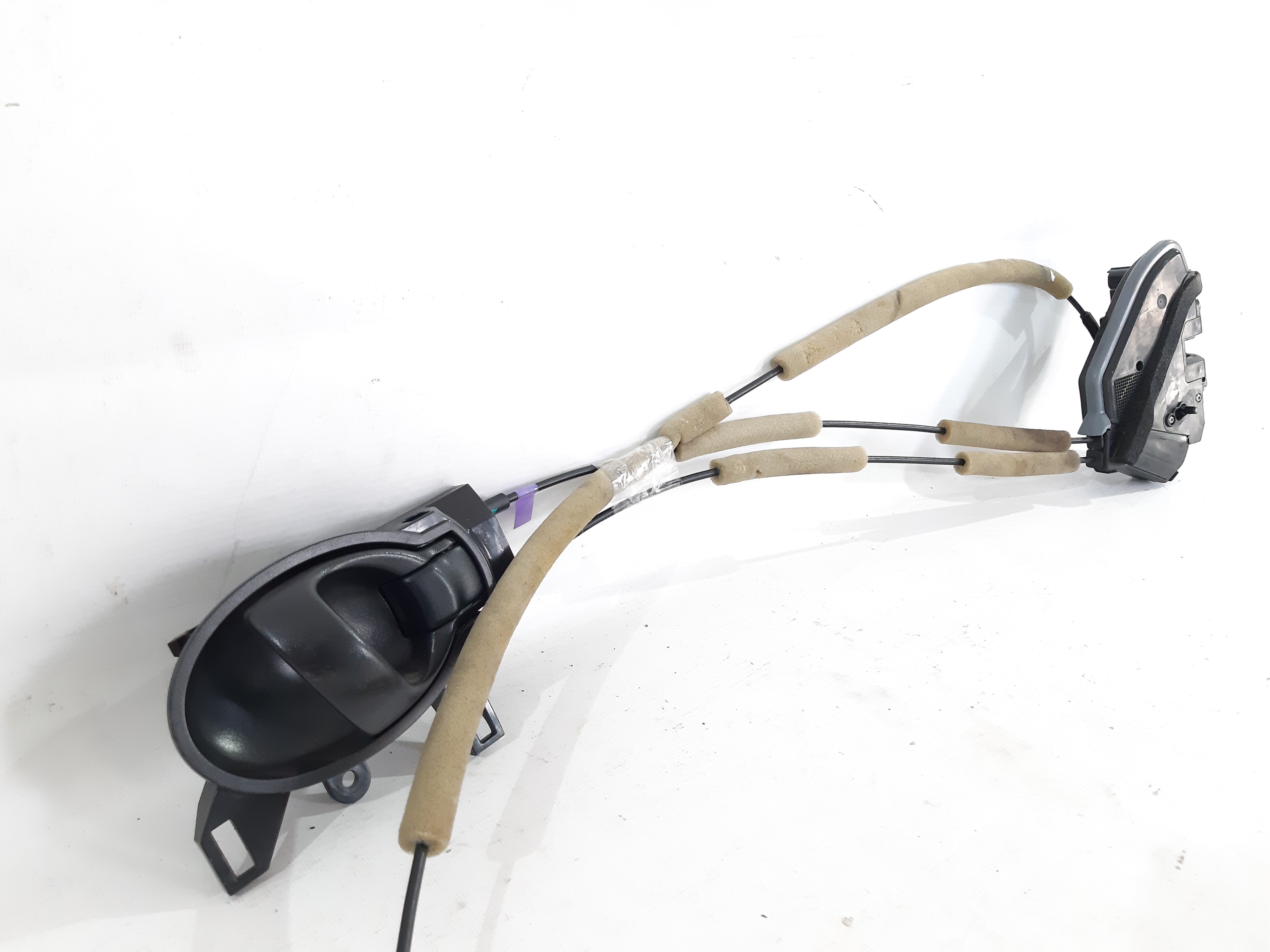 Versa note Замок двери задней правой Nissan Versa Note 2014-2019 825009KT0A Nissan Versa Note 3 Versa note Замок двери задней правой Nissan Versa Note 2014-2019 825009KT0A Nissan Versa Note 3