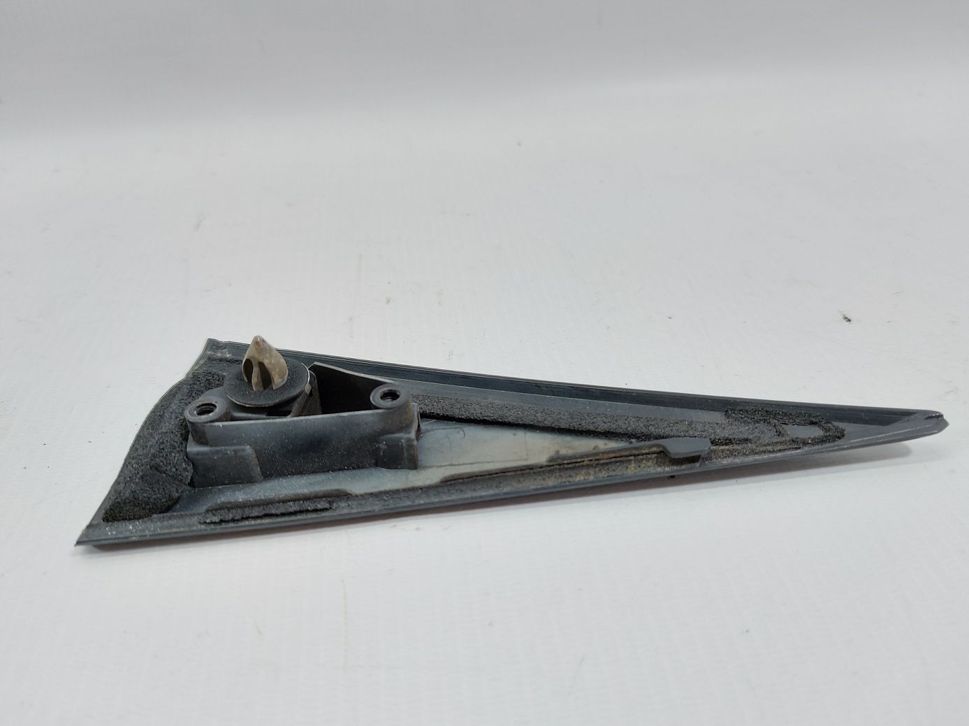 Forester Кутник дверей задній правий зовнішній Subaru Forester 2009-2013 62134SC002 Subaru Forester 2