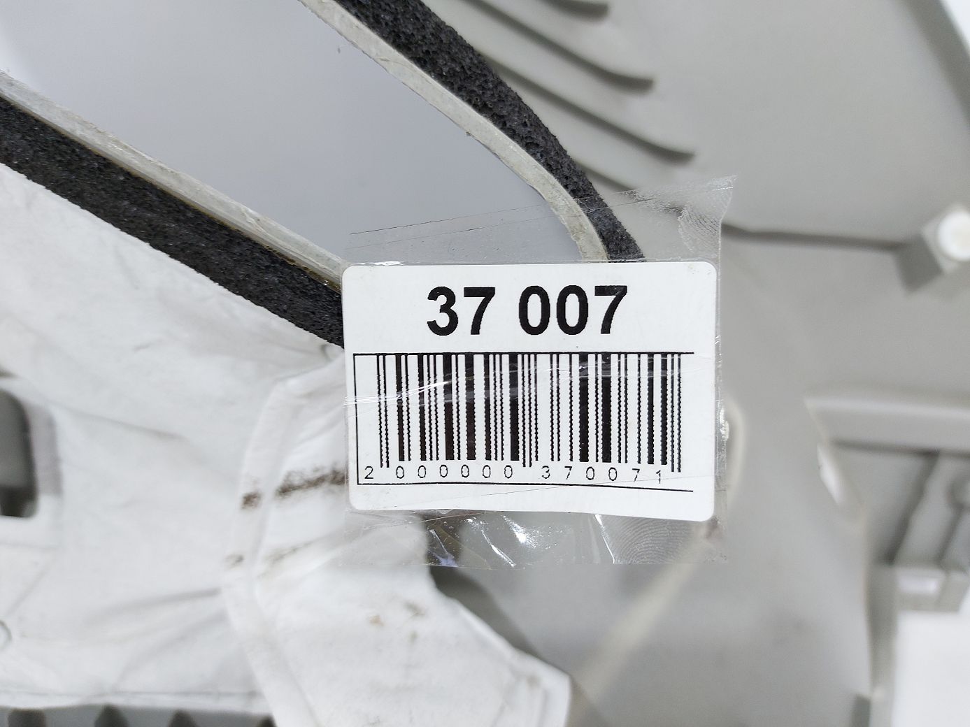Equinox Обшивка багажного отделения левая верхняя Chevrolet Equinox 2010-2017 22788324 Chevrolet Equinox 6 Equinox Обшивка багажного отделения левая верхняя Chevrolet Equinox 2010-2017 22788324 Chevrolet Equinox 6