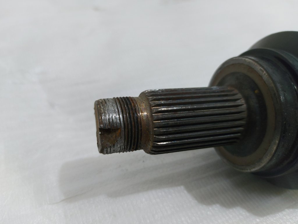7 series Піввісь задня права BMW 7 2010-2015 33207566086 BMW 7 5