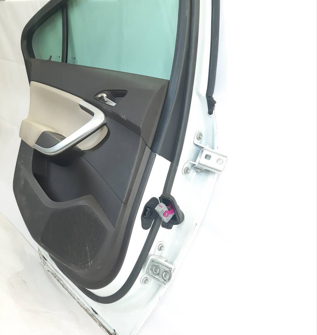 Regal Дверь задняя левая в сборе Buick Regal 2011-2017 13469926 Buick Regal 33