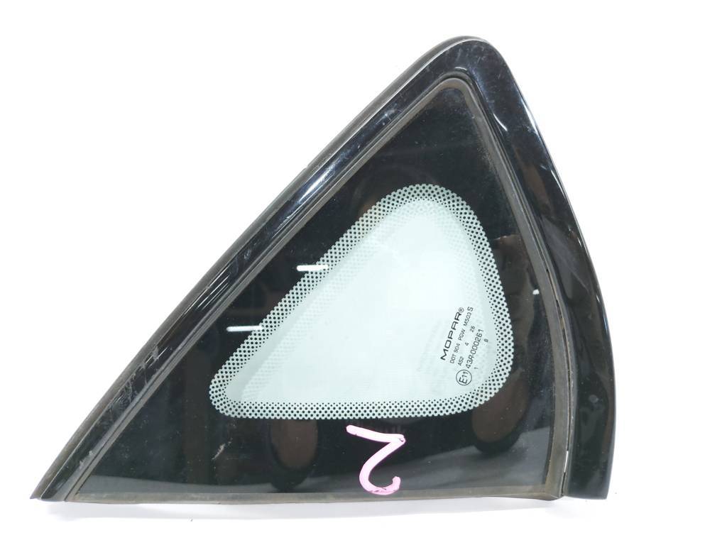 Dart Стекло двери задней левой (форточка) Dodge Dart 2013-2019 68145465AC Dodge Dart 6