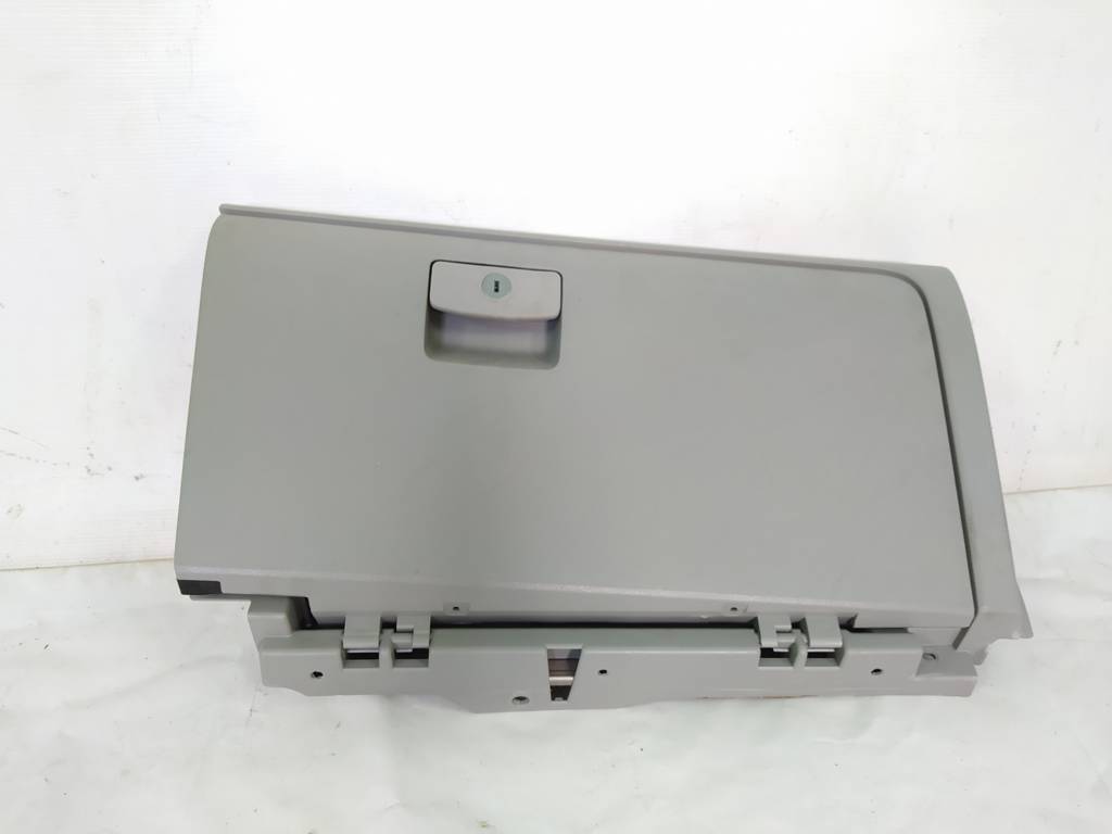 Forester. Бардачок Subaru Forester 2013-2018 66121FJ040VH Subaru Forester