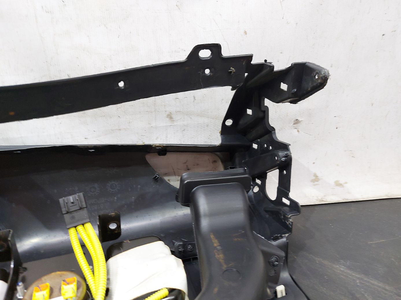 Dart Торпеда стрельнувшая Dodge Dart 2013-2019 1SV12DX9AH Dodge Dart 8