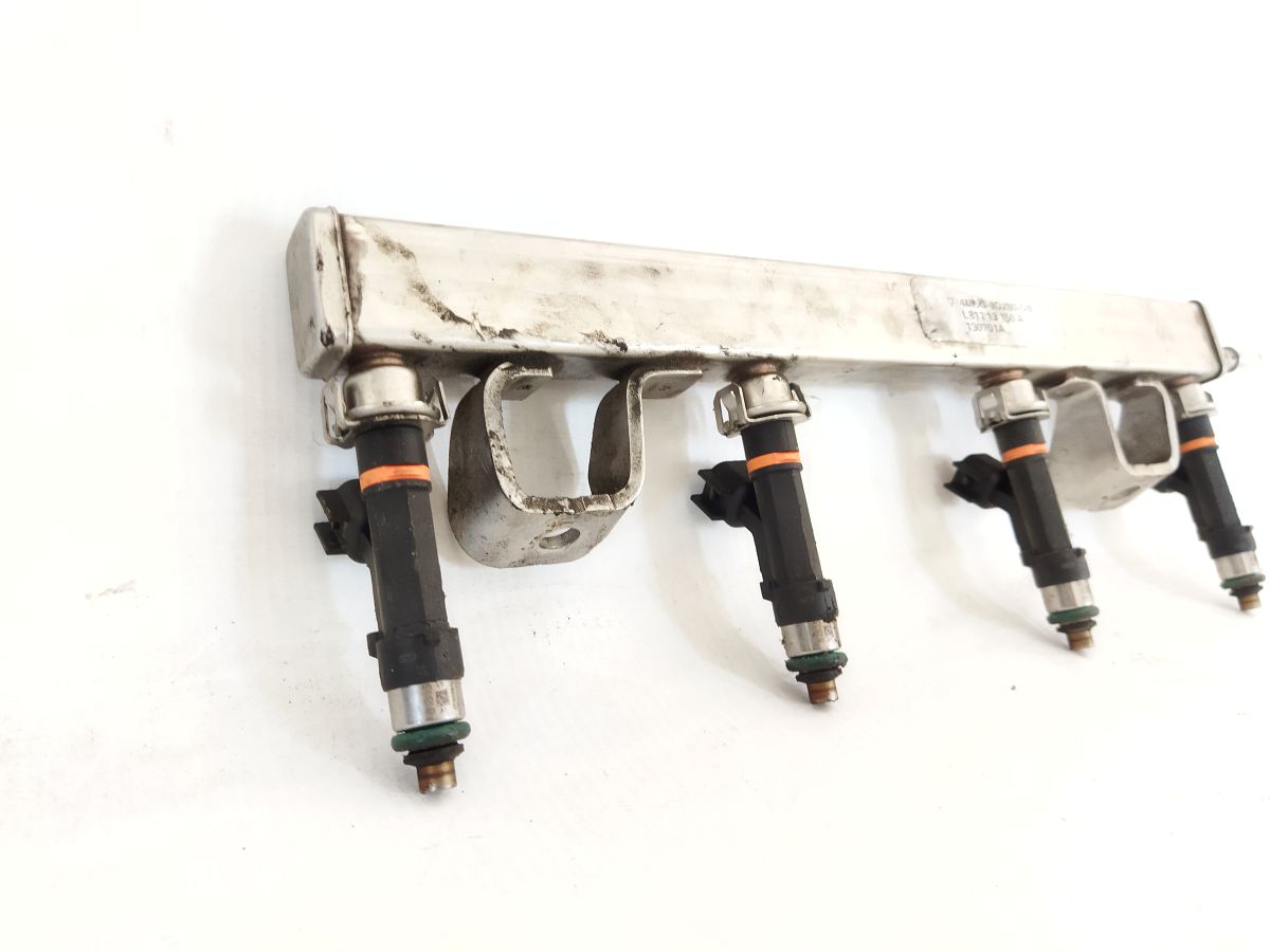 C-max Топливная рейка с форсунками Ford C-Max 2013-2018 4M5Z9D280D Ford C-Max 2