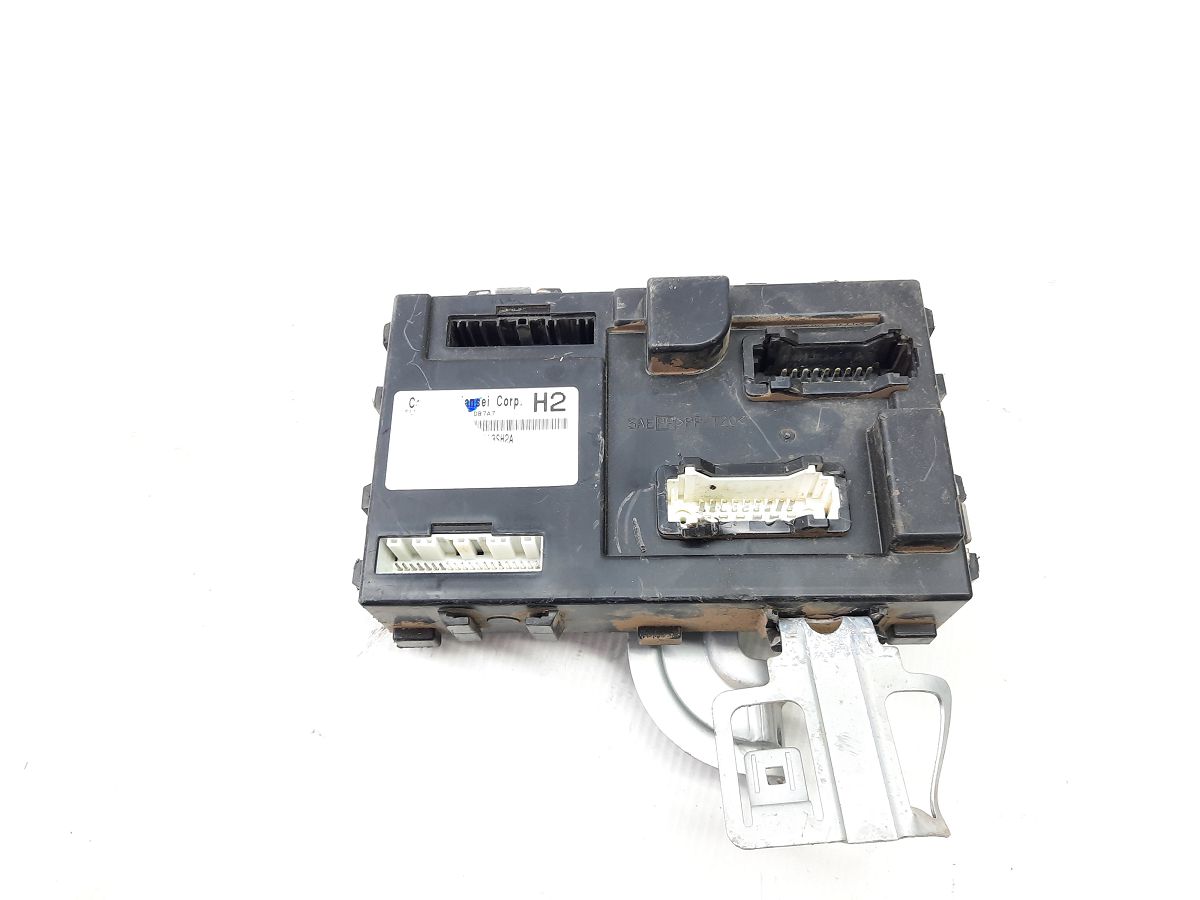 Sentra. Блок комфорту Nissan Sentra 2013-2019 2111BN009 Nissan Sentra