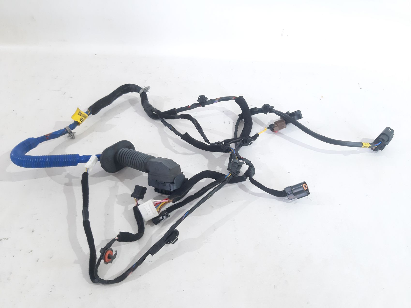 Veloster Проводка дверей передньої правої Hyundai Veloster 2012-2017 916102V080 Hyundai Veloster 3