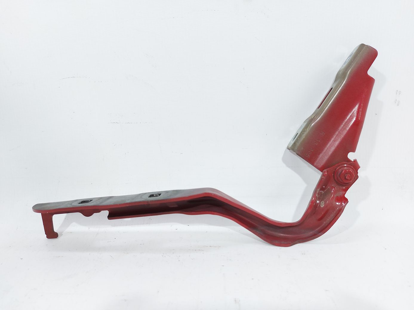 Dart Петля капота правая Dodge Dart 2013-2019 68082130AA Dodge Dart 9