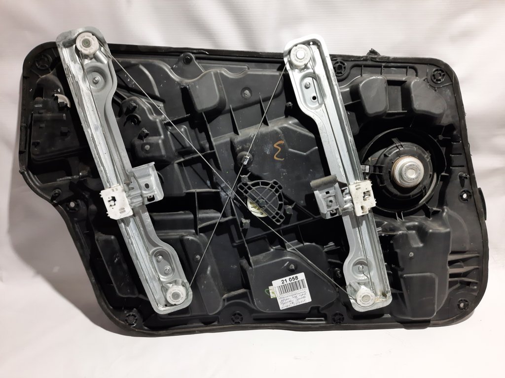 Sonata Стеклоподъемник двери передней правой Hyundai Sonata 2011-2013 824813Q001 Hyundai Sonata 8