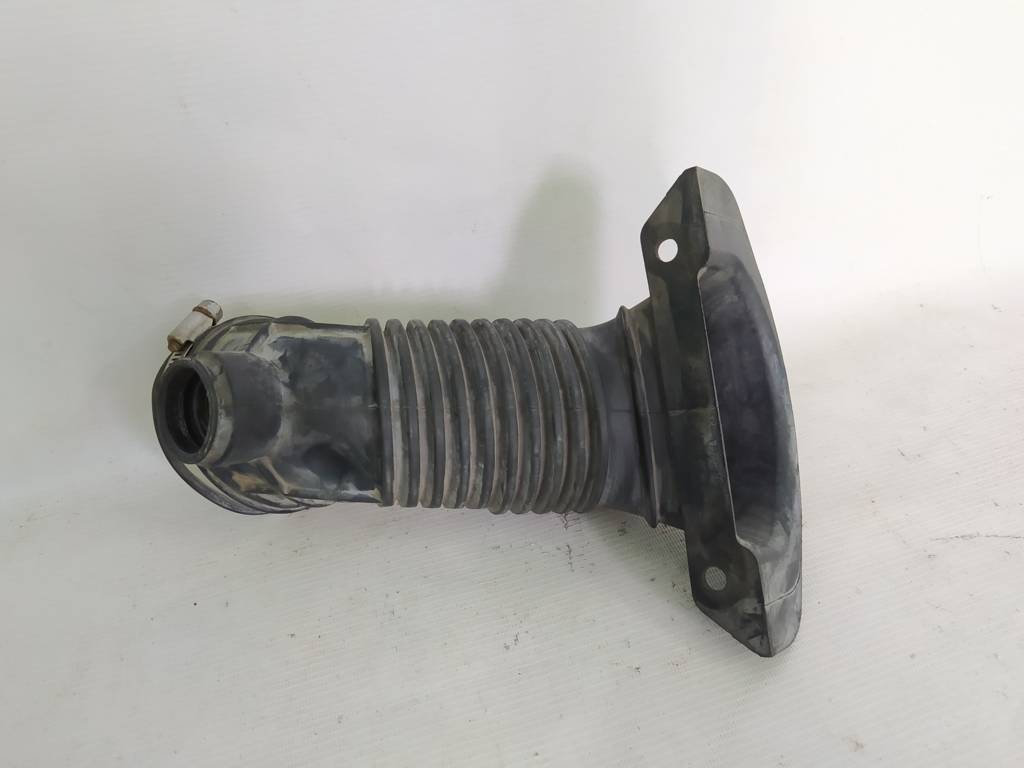 Cr-z. Патрубок повітрозабірника Honda CR-Z 2011-2012 17243RTW000 Honda CR-Z