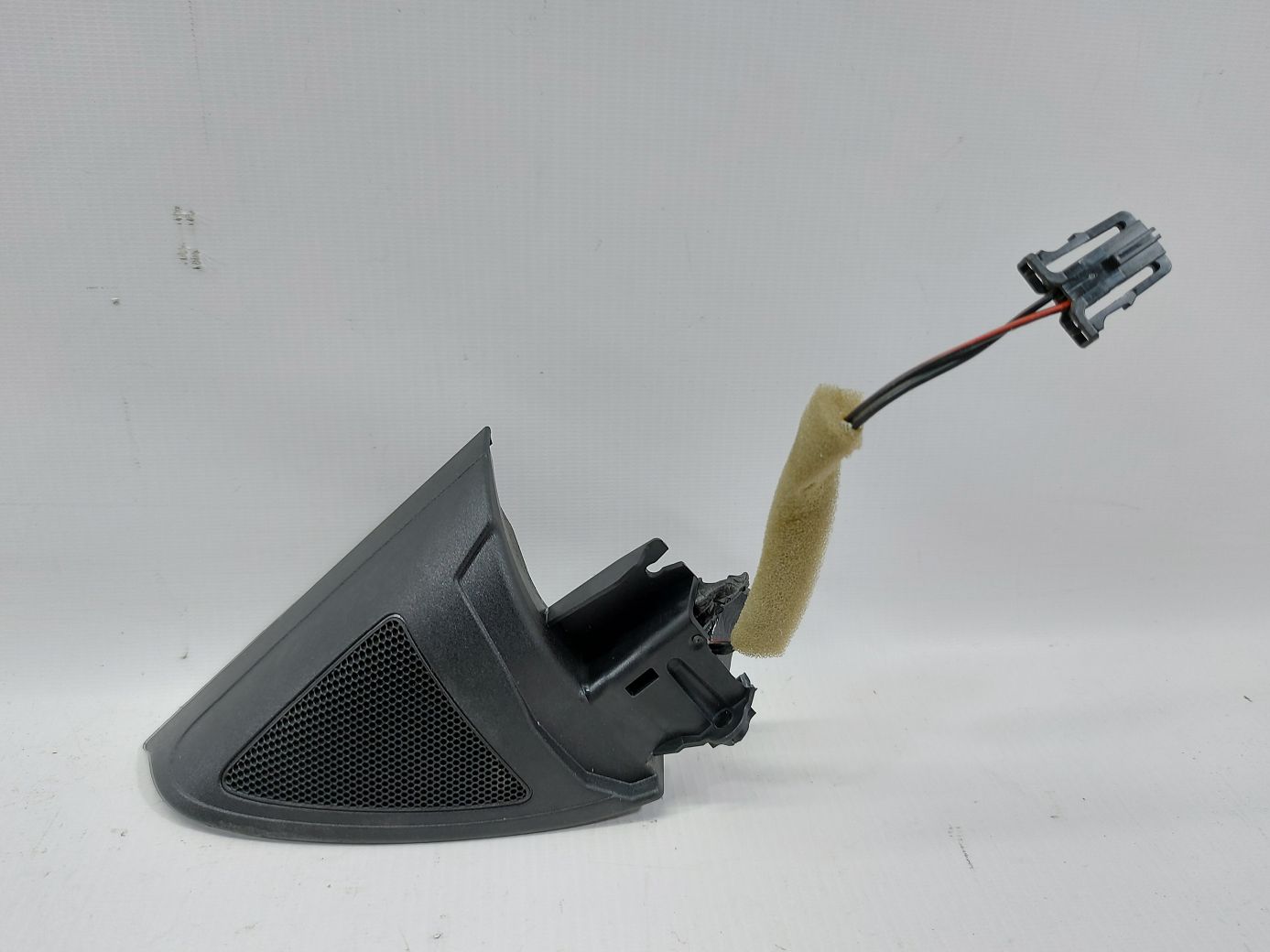 Passat cc. Уголок двери передней правой внутренний с динамиком Volkswagen Passat CC 2014-2016 3C8837974N9B9 Volkswagen Passat CC