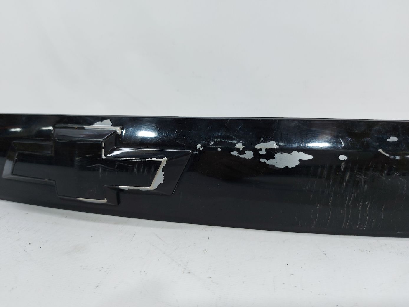 Equinox Накладка підсвічування номера кришки багажника Chevrolet Equinox 2010-2015 84130176 Chevrolet Equinox 5 Equinox Накладка підсвічування номера кришки багажника Chevrolet Equinox 2010-2015 84130176 Chevrolet Equinox 5