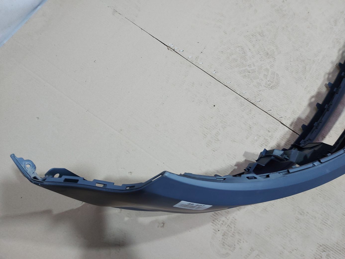 Товары с дефектами Бампер передний (вмятина, сломан угол) Volkswagen Passat CC 2012-2017 3C8807221F Volkswagen Passat CC 6