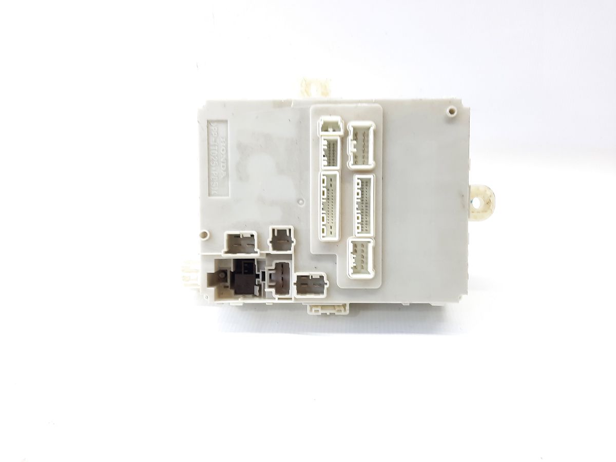 Insight Блок предохранителей салона Honda Insight 2010 38200TM8A21 Honda Insight 5 Insight Блок предохранителей салона Honda Insight 2010 38200TM8A21 Honda Insight 5