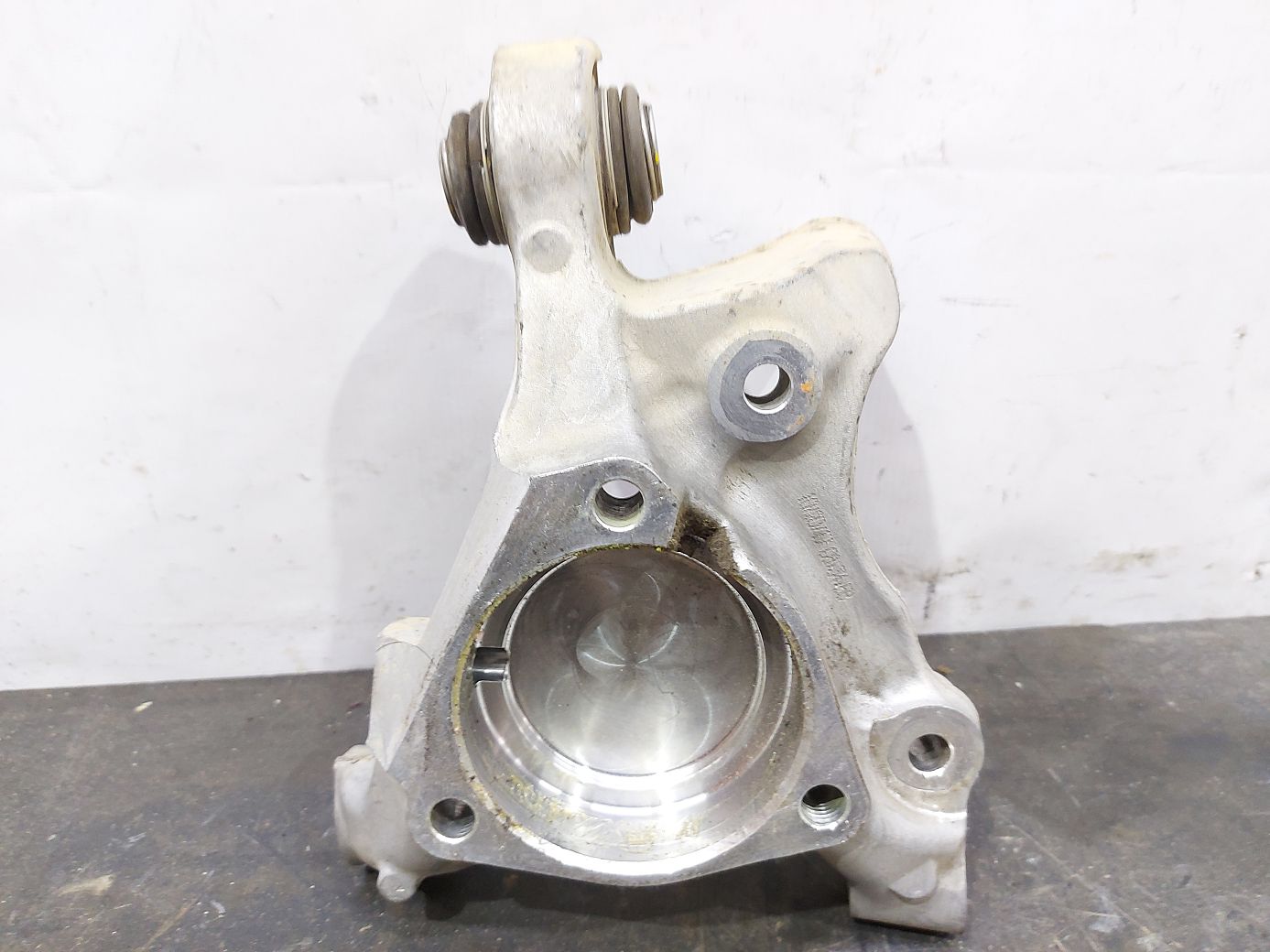 Malibu Поворотний кулак задній лівий Chevrolet Malibu 2018 84454535 Chevrolet Malibu 6