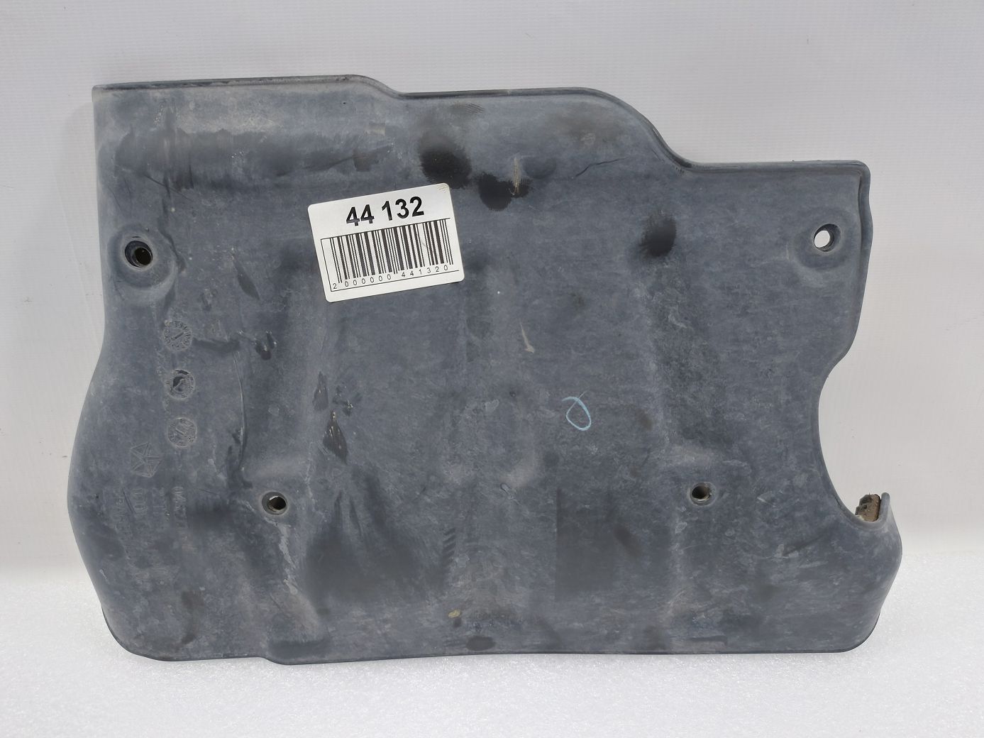 Dart. Защита впускного коллектора Dodge Dart 2013-2016 4627315AD Dodge Dart