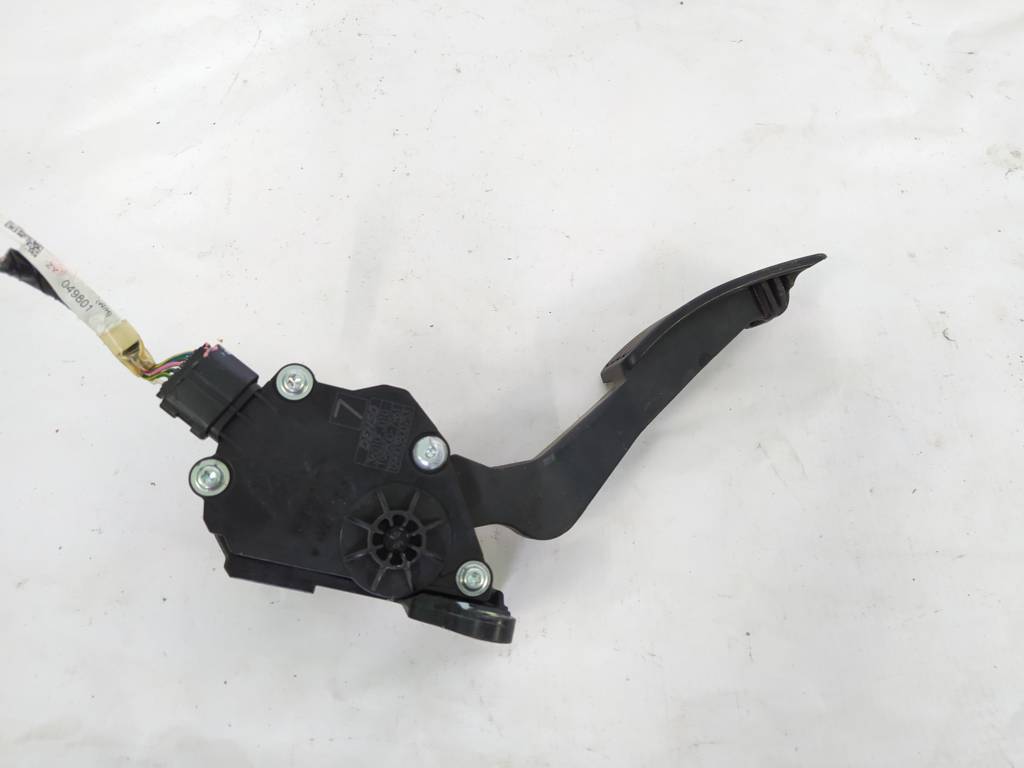 Forester Педаль газу Subaru Forester 2012-2018 36010FJ051 Subaru Forester 2