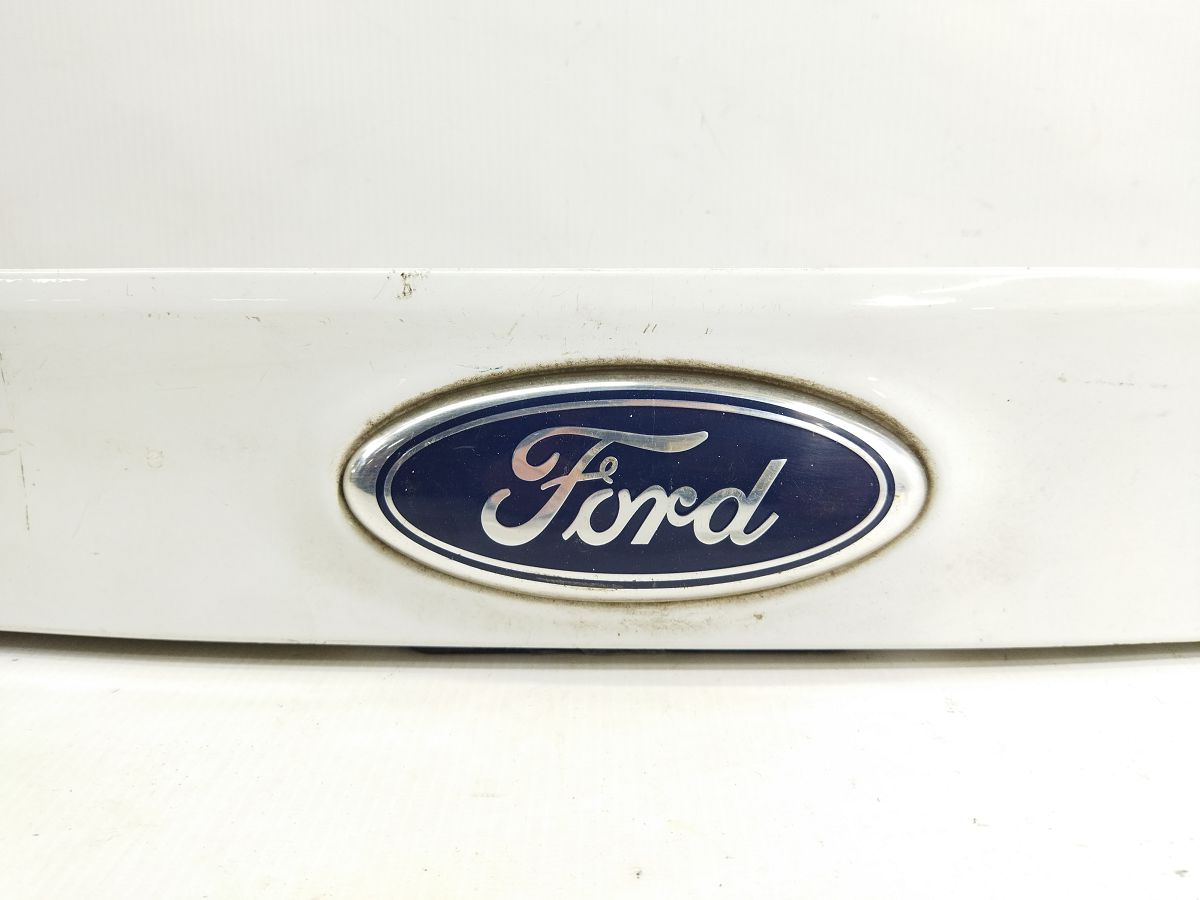 Focus Накладка крышки багажника Ford Focus 2011-2014 CV6Z5443400AA Ford Focus 4