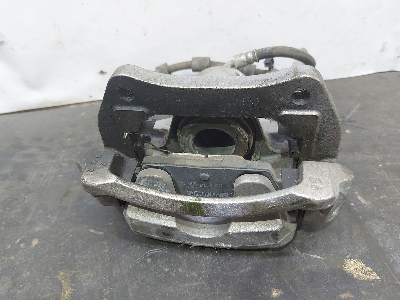 Malibu Супорт гальмівний передній правий Chevrolet Malibu 2016-2021 13507536 Chevrolet Malibu 6