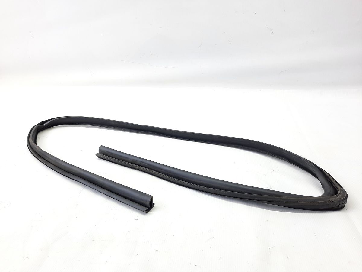 Journey. Направляющая резинка стекла двери передней левой Dodge Journey 2009-2020 5076871AF Dodge Journey