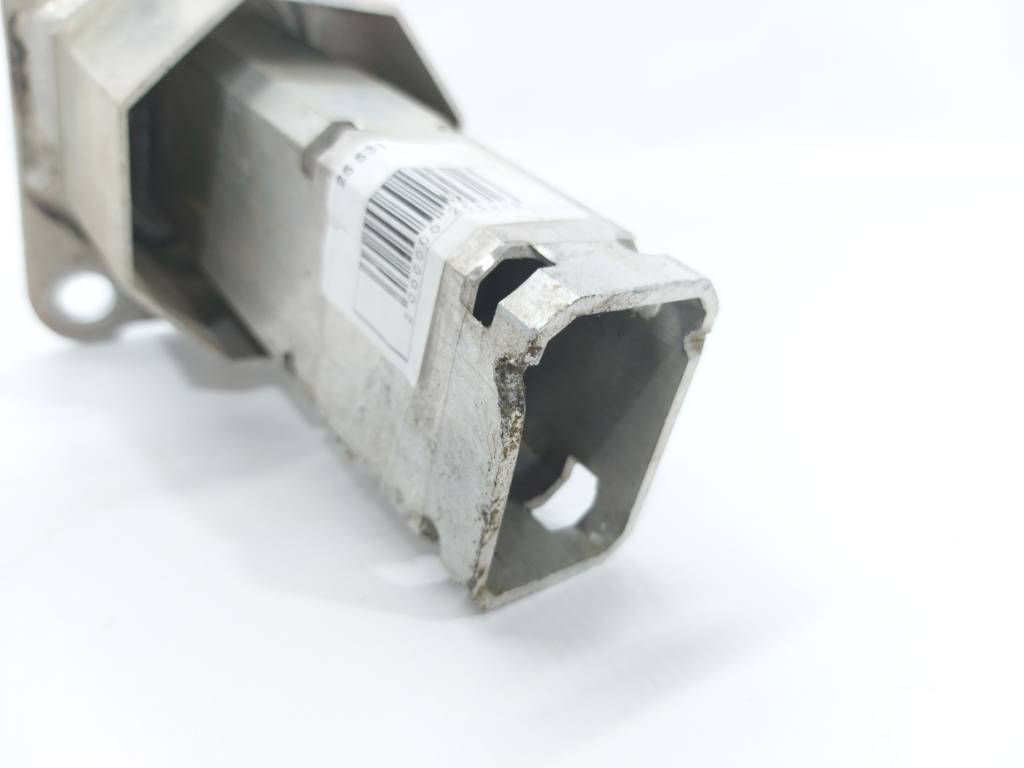 Dart Кронштейн усилителя переднего левый Dodge Dart 2014-2016 68187811AB Dodge Dart 14