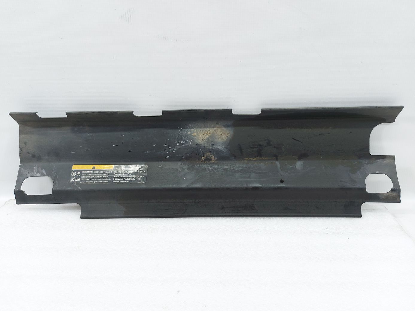 Hhr. Накладка верхнього радіатора Chevrolet HHR 2006-2011 15817968 Chevrolet HHR