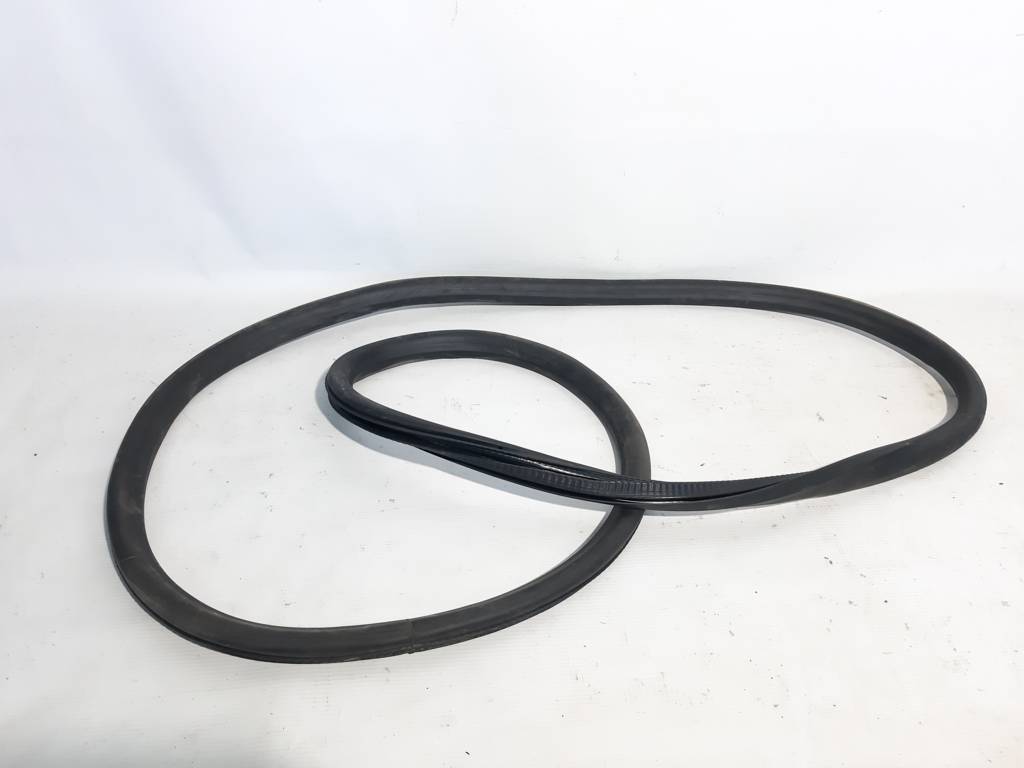 Volt Ущільнювальна гумка дверей задньої лівої/правої Chevrolet Volt 2011-2015 20993868 Chevrolet Volt 11 Volt Ущільнювальна гумка дверей задньої лівої/правої Chevrolet Volt 2011-2015 20993868 Chevrolet Volt 11