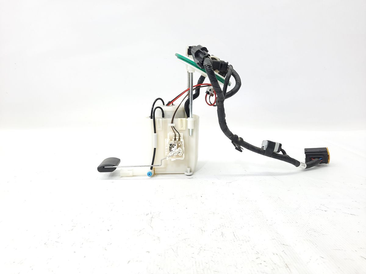 Cadenza. Бензонасос Kia CADENZA 2014-2016 311103R800 Kia CADENZA