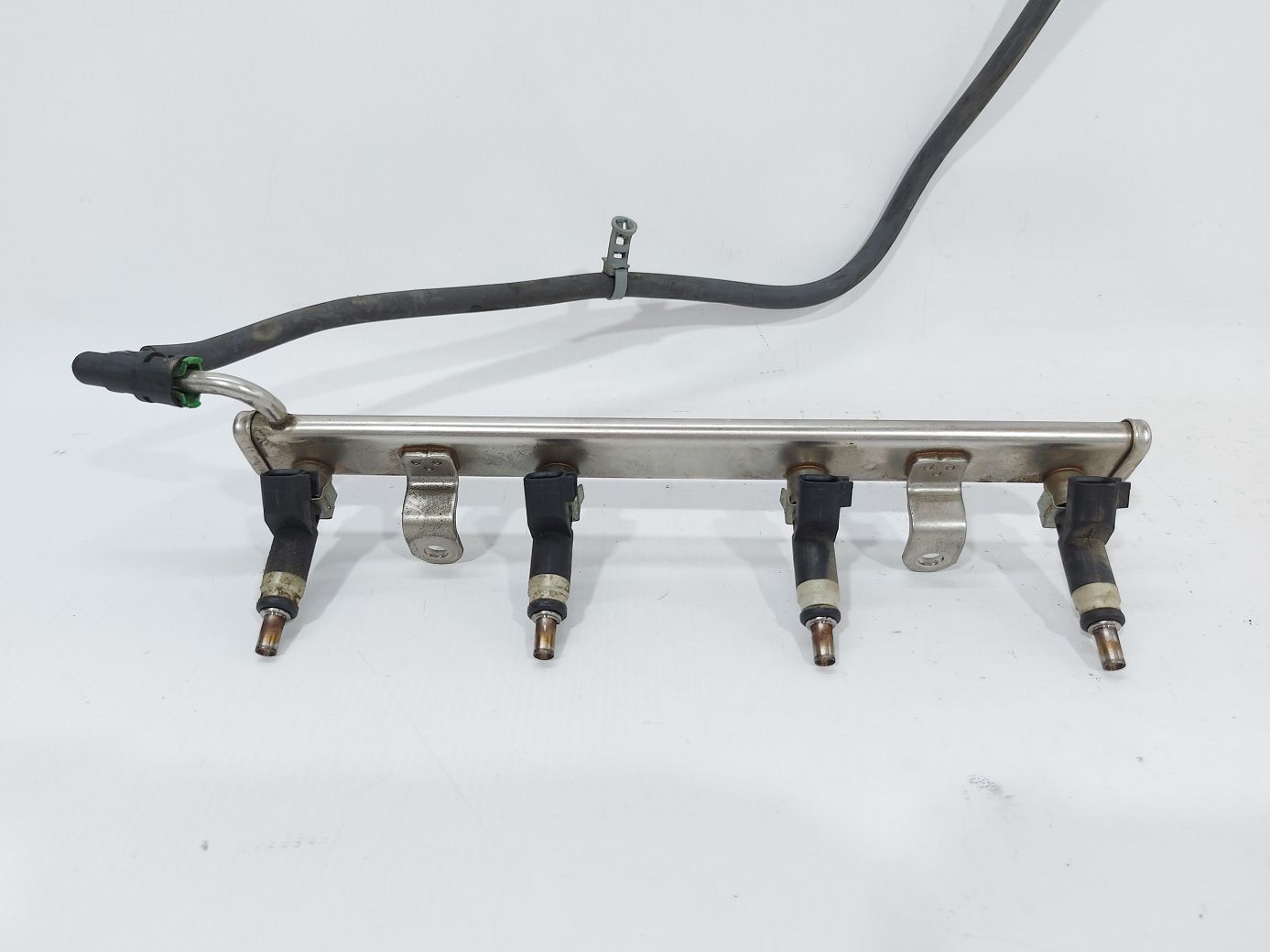 Journey Топливная рейка Dodge Journey 2009-2019 4627355AA Dodge Journey 8