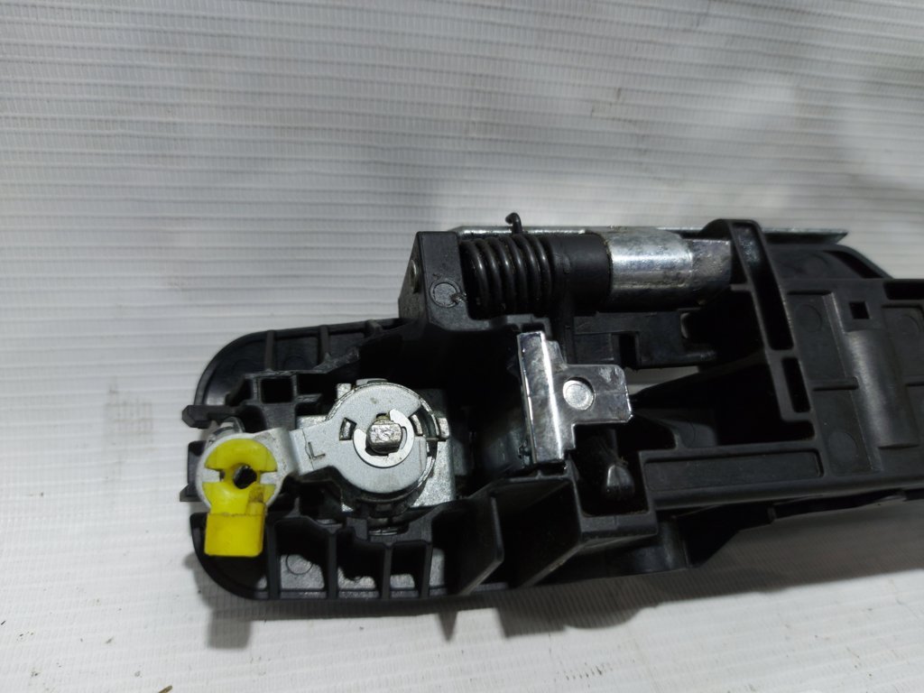 Sentra Ручка двері зовнішня передня ліва, хром Nissan Sentra 2013-2015 806403SG0A Nissan Sentra 4