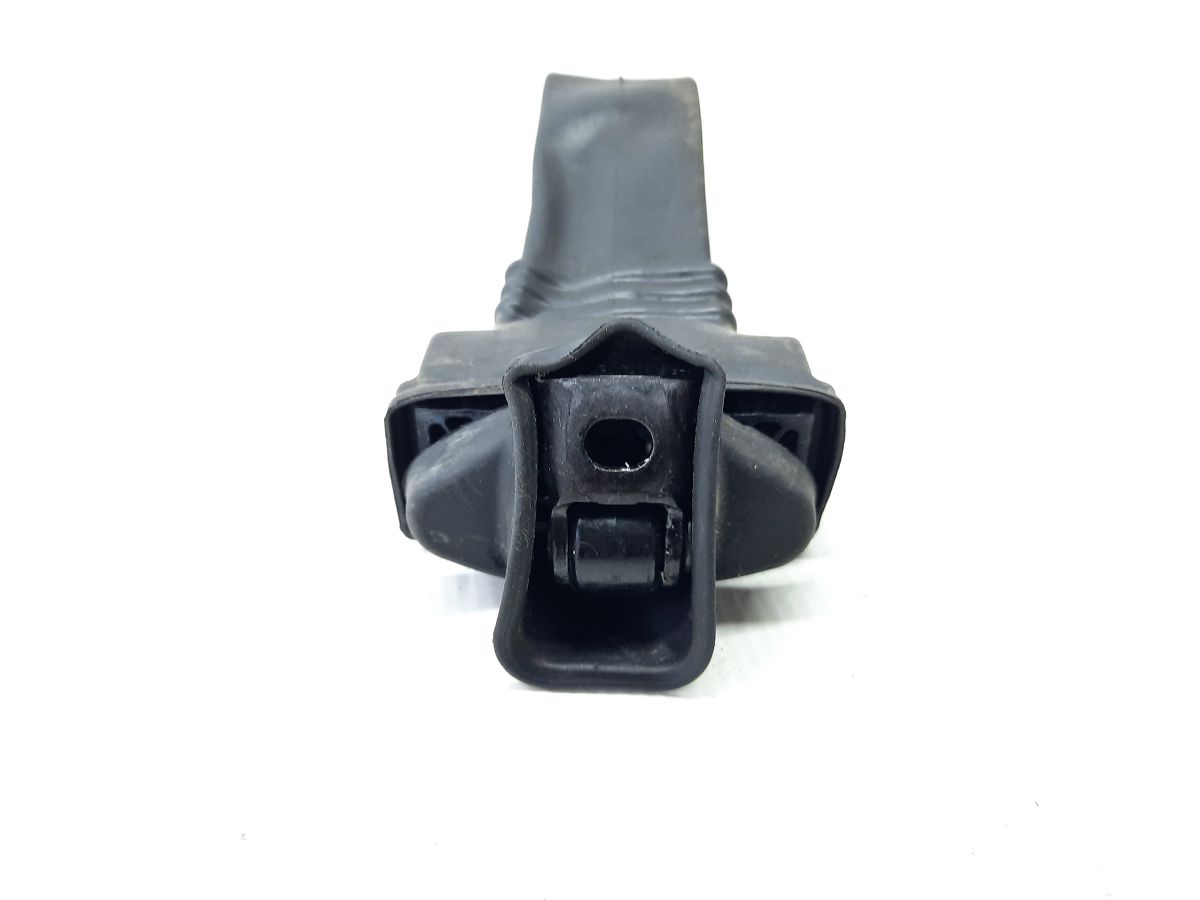 A4 Обмежувач дверей передньої лівої Audi A4 2009-2016 8K0837249D Audi A4 5