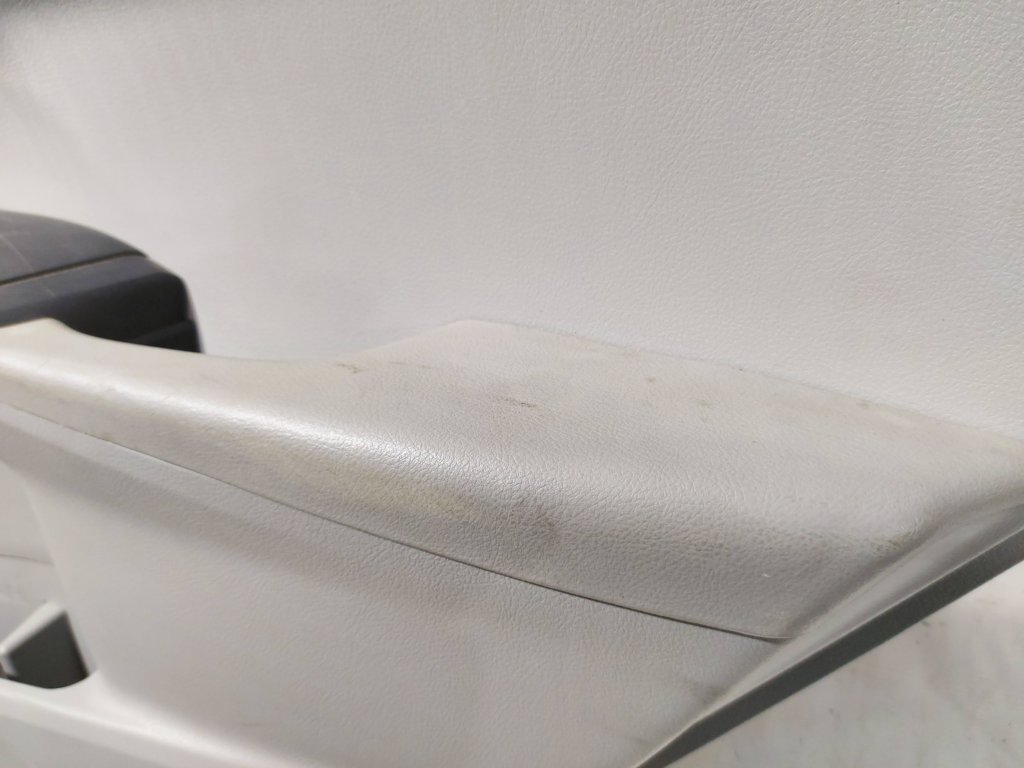 Camry Карта двери задней правой Toyota Camry 2015 6763006F61B3 Toyota Camry 7